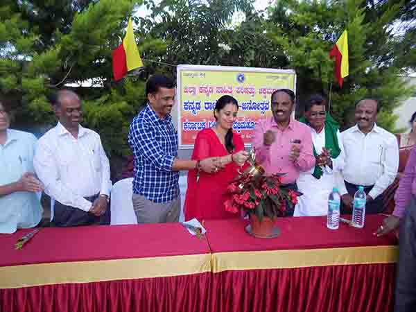 ಮನಸ್ಸು ಕಟ್ಟುವ ಕೆಲಸವಾಗಲಿ: ರಾಮಣ್ಣ